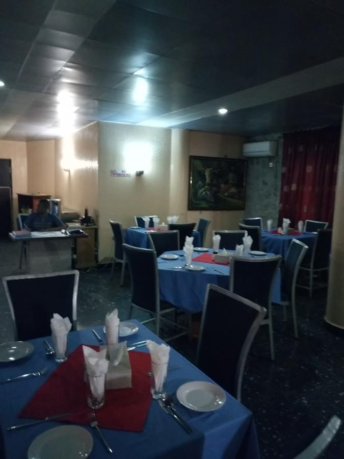 Crocodile Hotels And Restaurant Limited Кадуна Екстер'єр фото